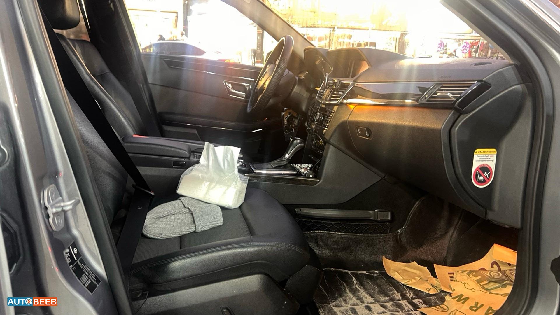 Mercedes Benz E200 2011