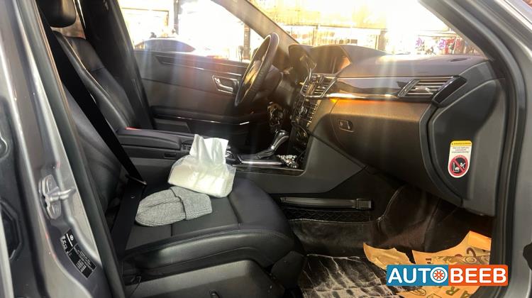 Mercedes Benz E200 2011