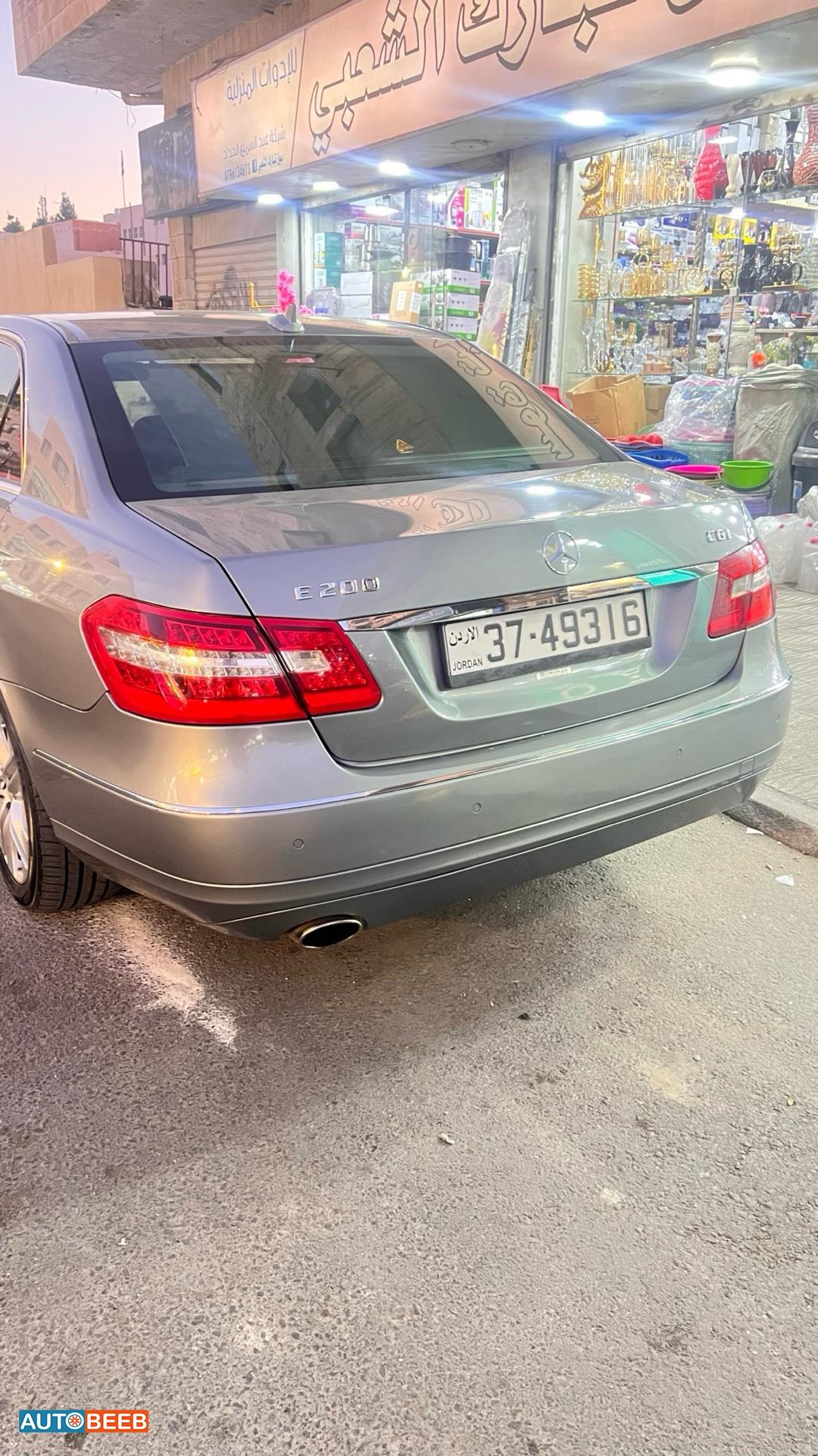 Mercedes Benz E200 2011