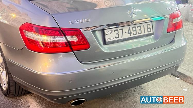 Mercedes Benz E200 2011