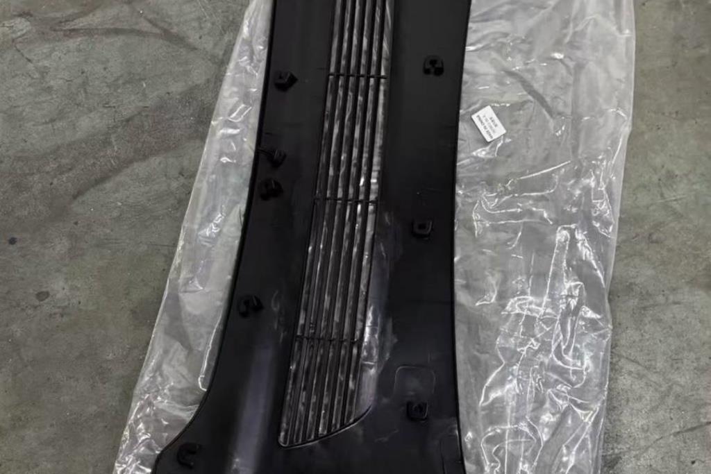 Body  Grilles Tesla Y