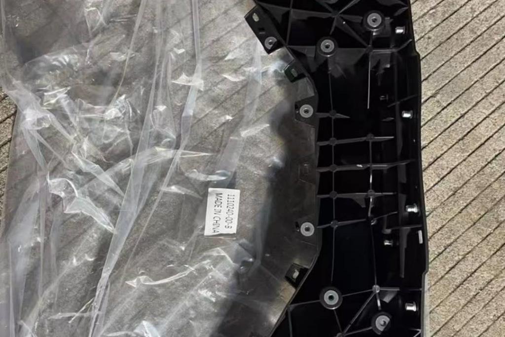 Body  Bumper Tesla 3