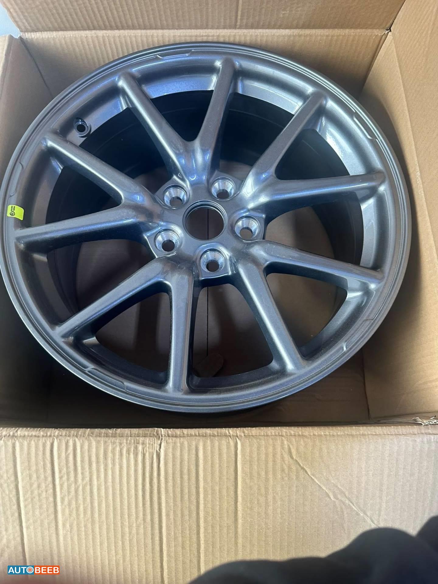 Wheel and Rims Rims Tesla 3