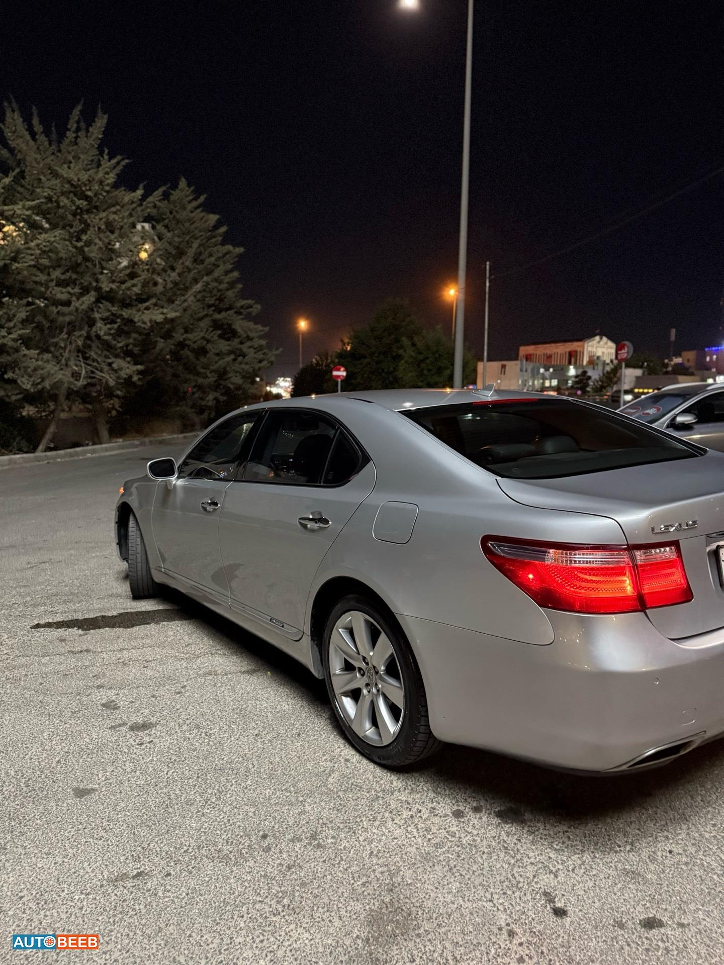 لكزس LS600 2008