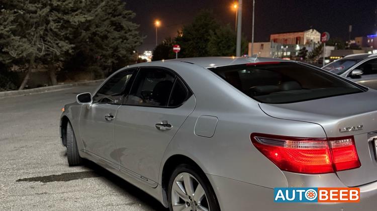 لكزس LS600 2008