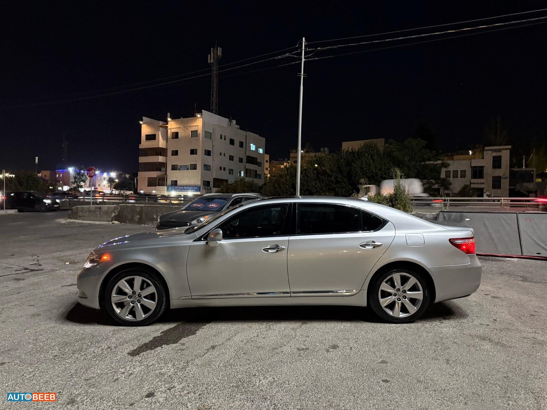 لكزس LS600 2008