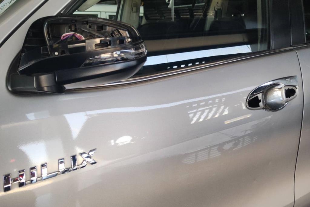 Body  Doors Toyota Hilux