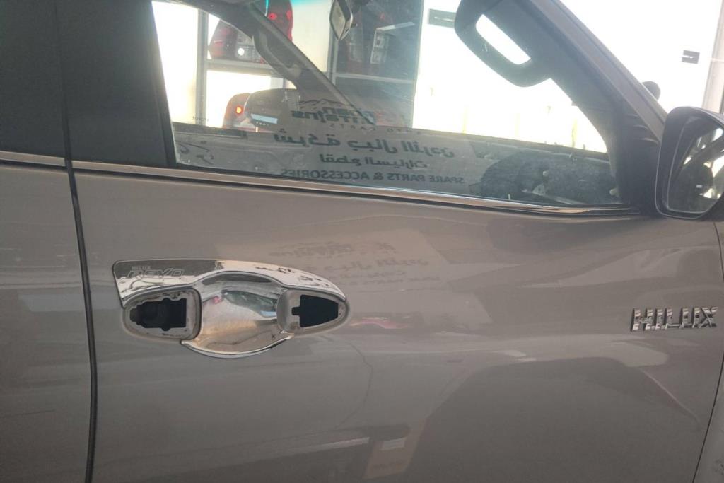 Body  Doors Toyota Hilux