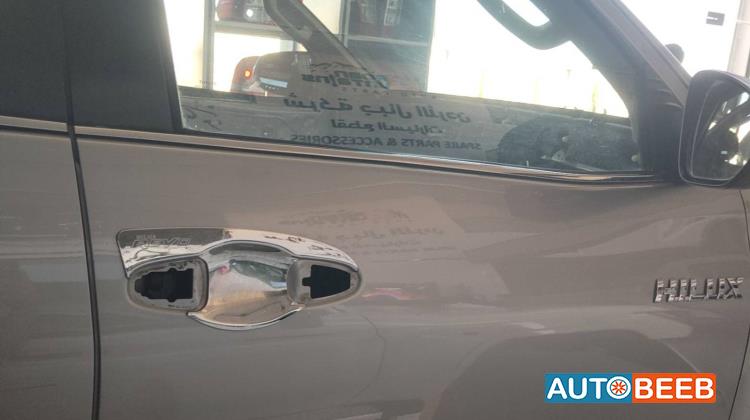 Body  Doors Toyota Hilux