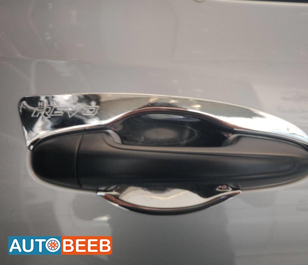 Body  Door Handle  Toyota Hilux