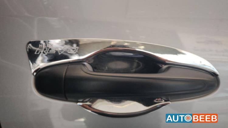 Body  Door Handle  Toyota Hilux