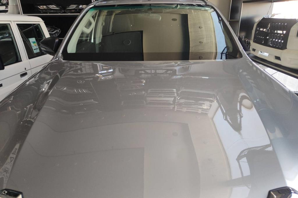 Body  Hood Toyota Hilux