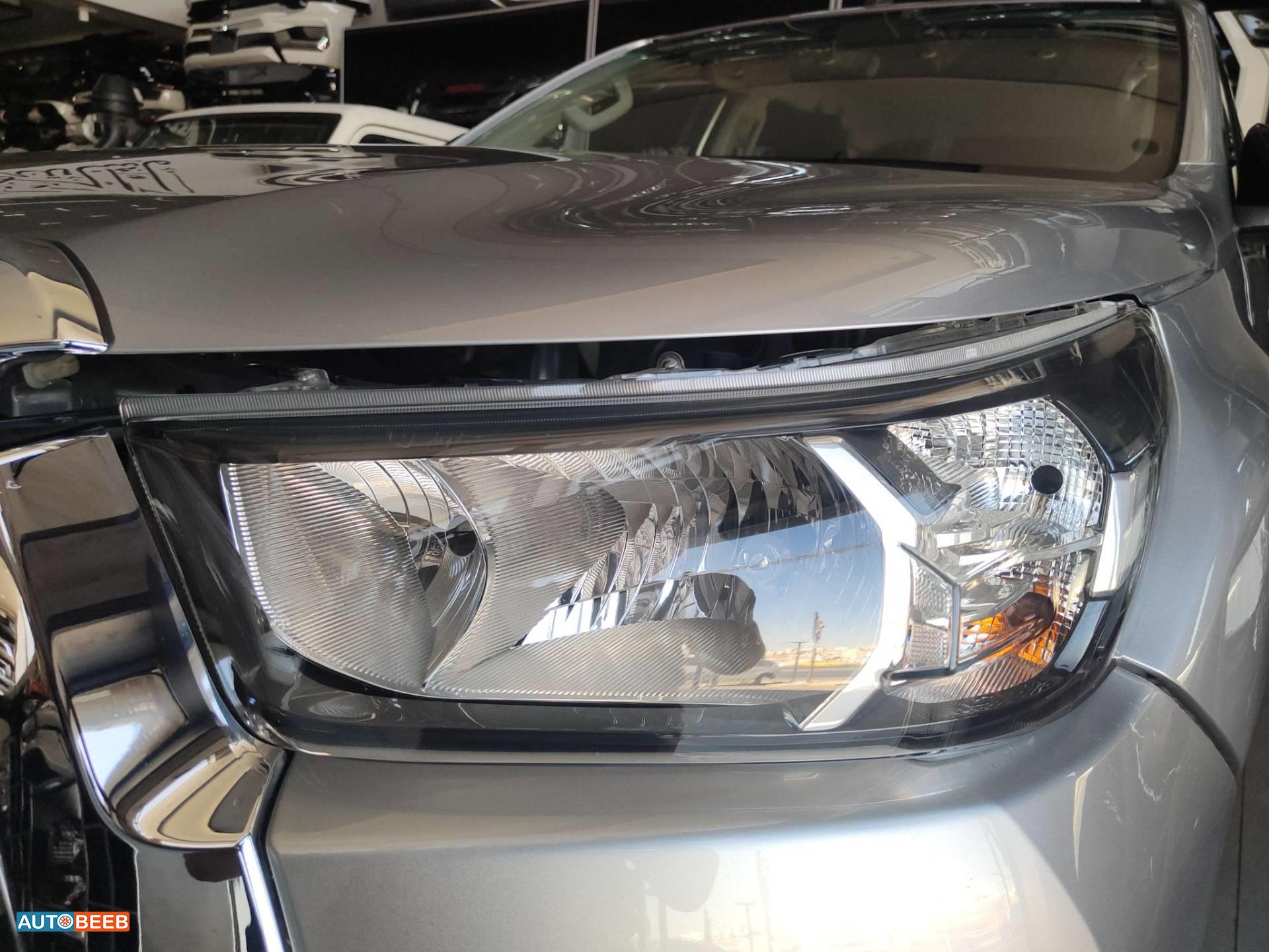 Lights Front light Toyota Hilux