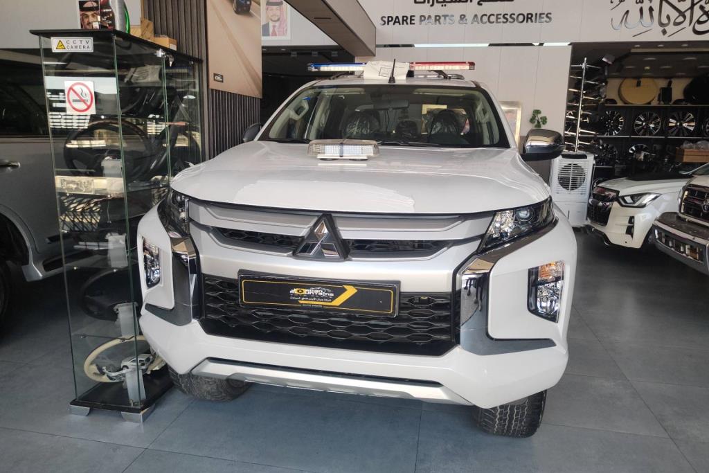  Complete car Mitsubishi L200