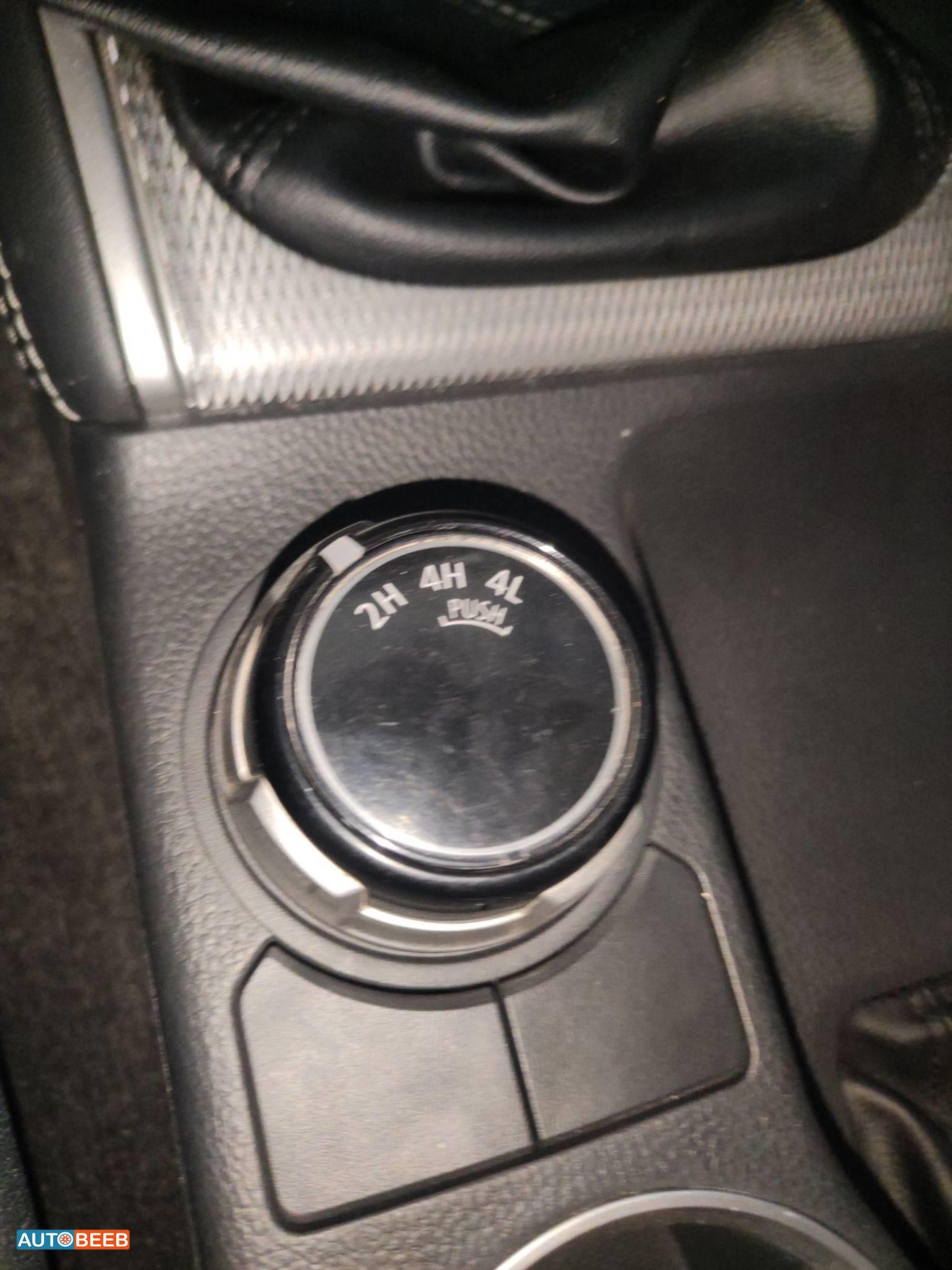 Cabin  Other Mitsubishi L200