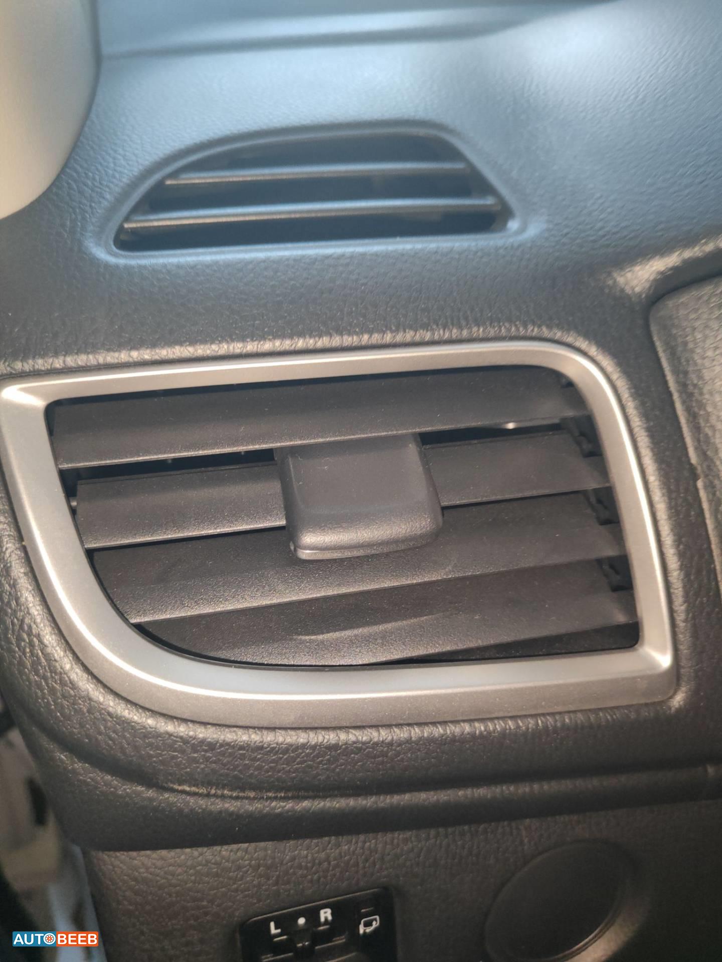 Cabin  Other Mitsubishi L200