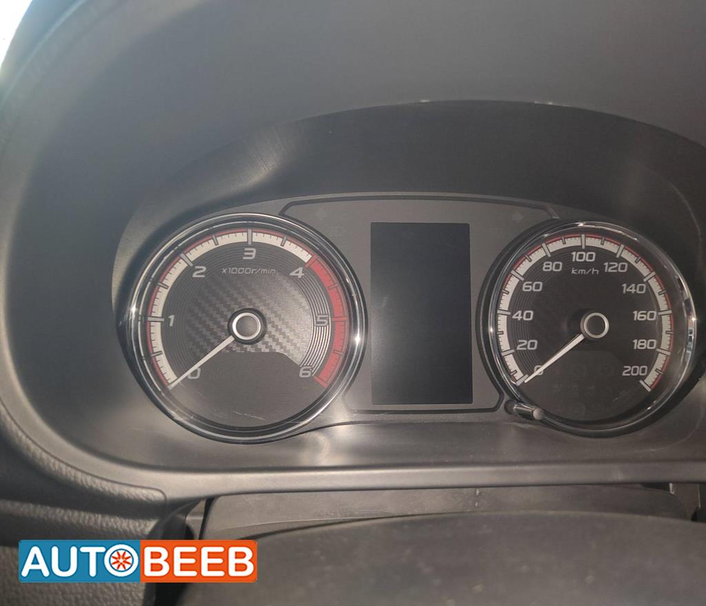 Cabin  Dashboard Mitsubishi L200