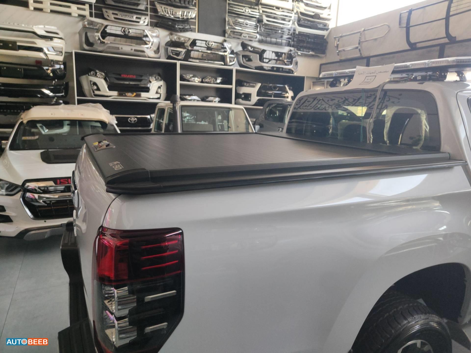 Body  Trunk Mitsubishi L200