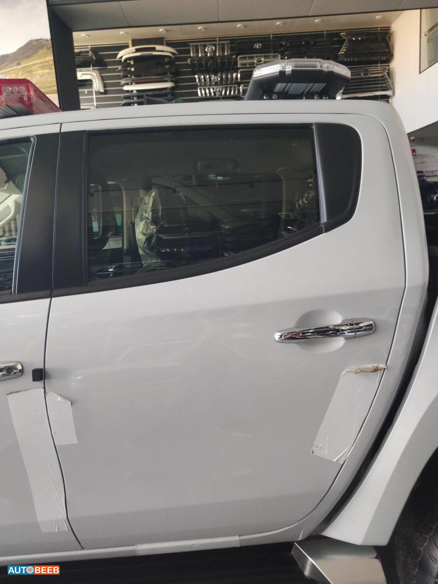 Body  Doors Mitsubishi L200
