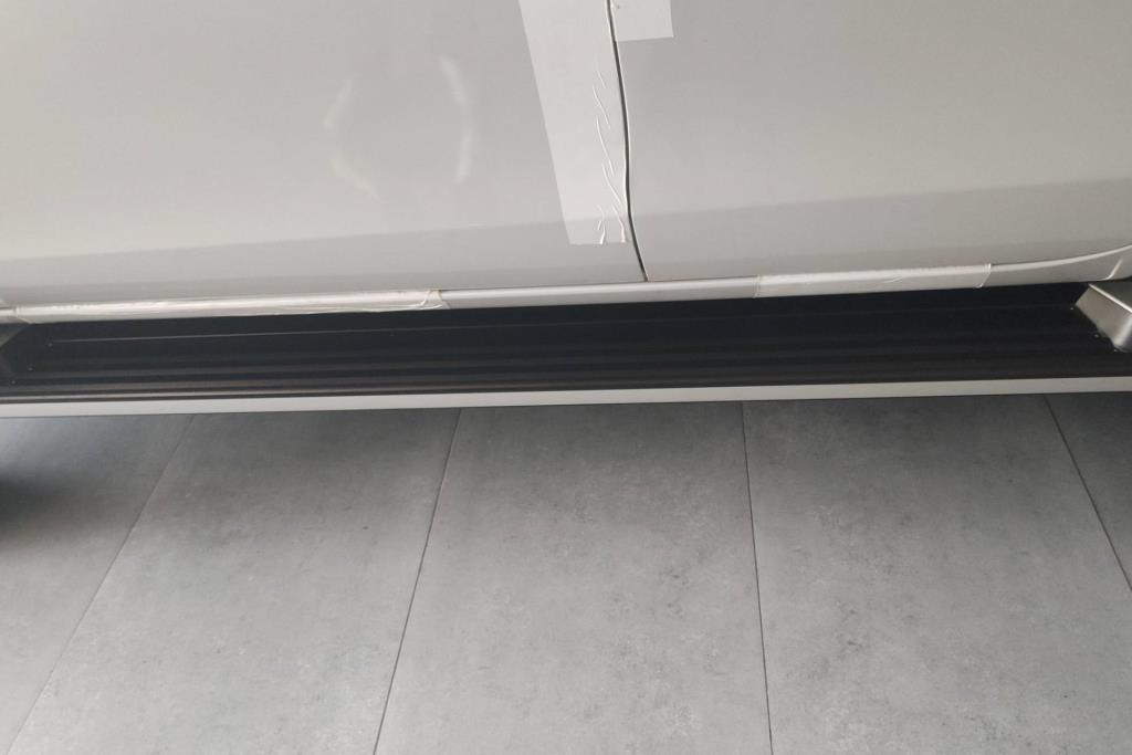 Body  Other Mitsubishi L200