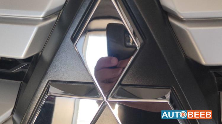 Body  Emblems Mitsubishi L200