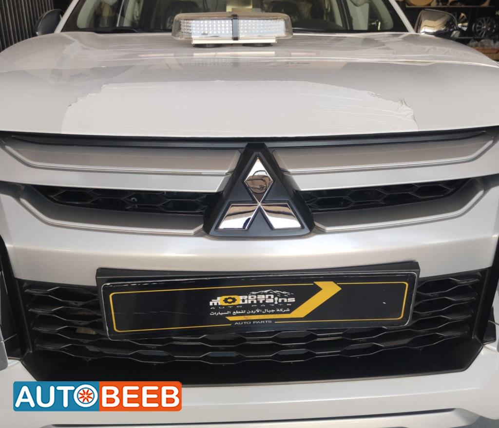 Body  Grilles Mitsubishi L200