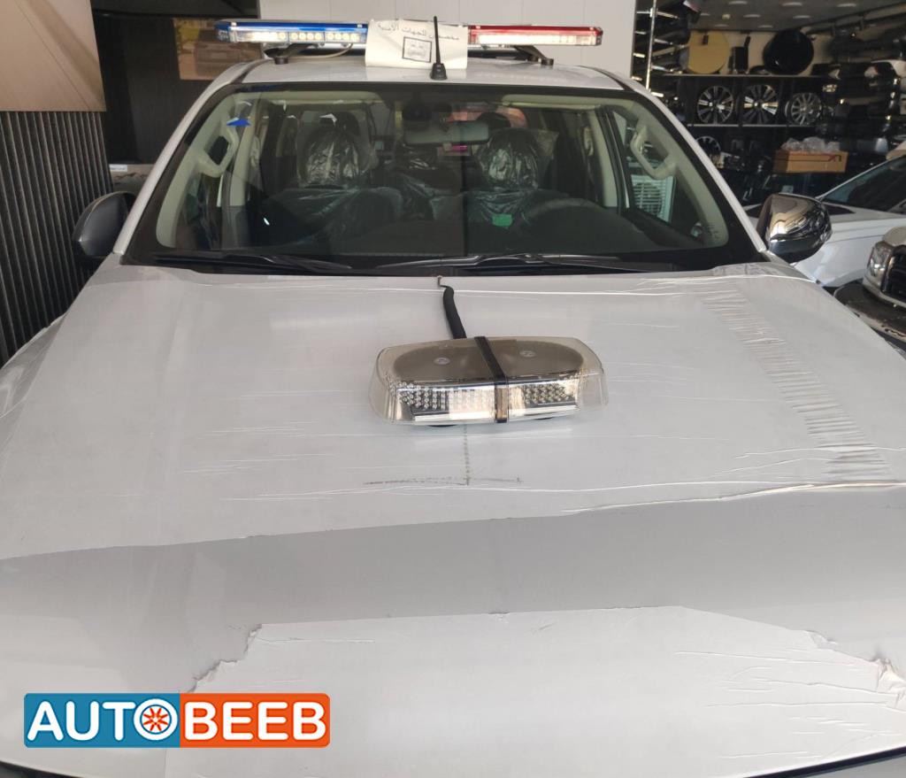 Body  Hood Mitsubishi L200