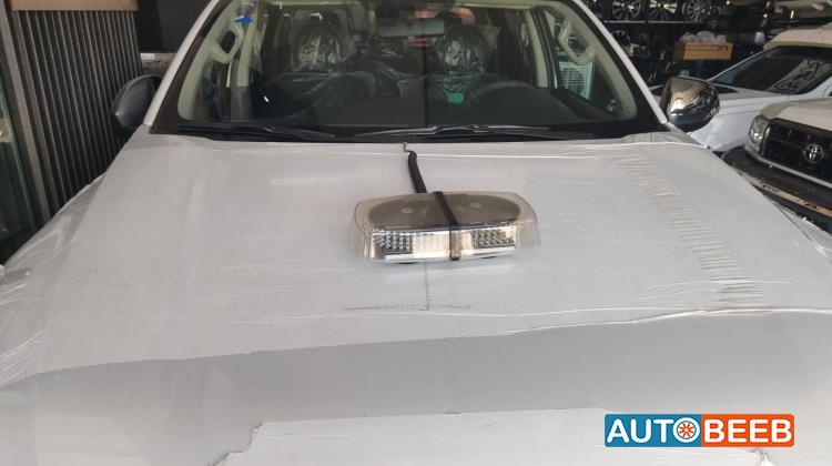 Body  Hood Mitsubishi L200