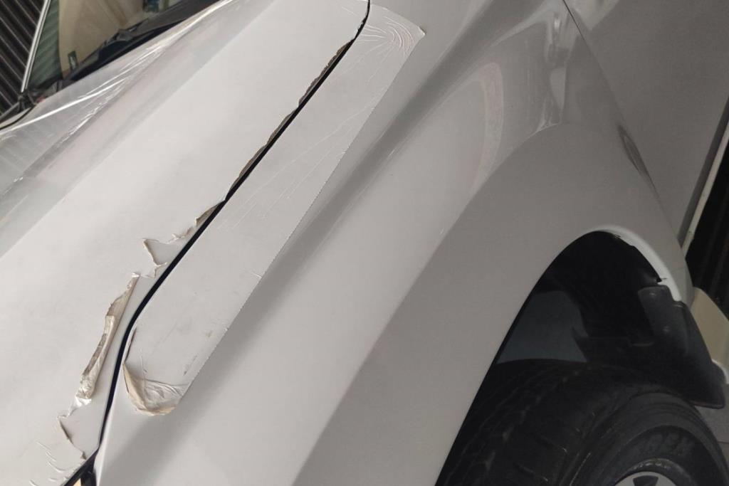Body  Fenders  Mitsubishi L200