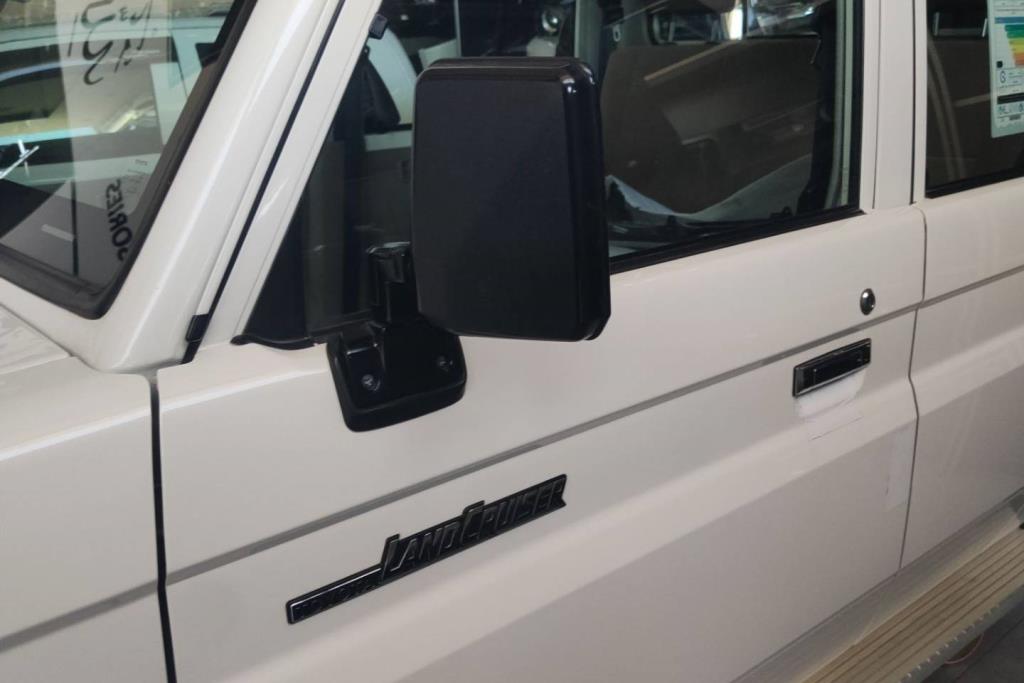 Body  Doors Toyota Pickup
