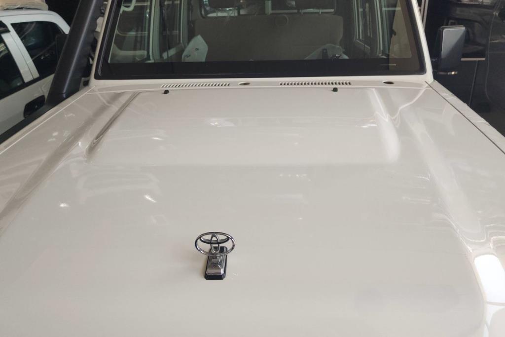 Body  Hood Toyota Pickup