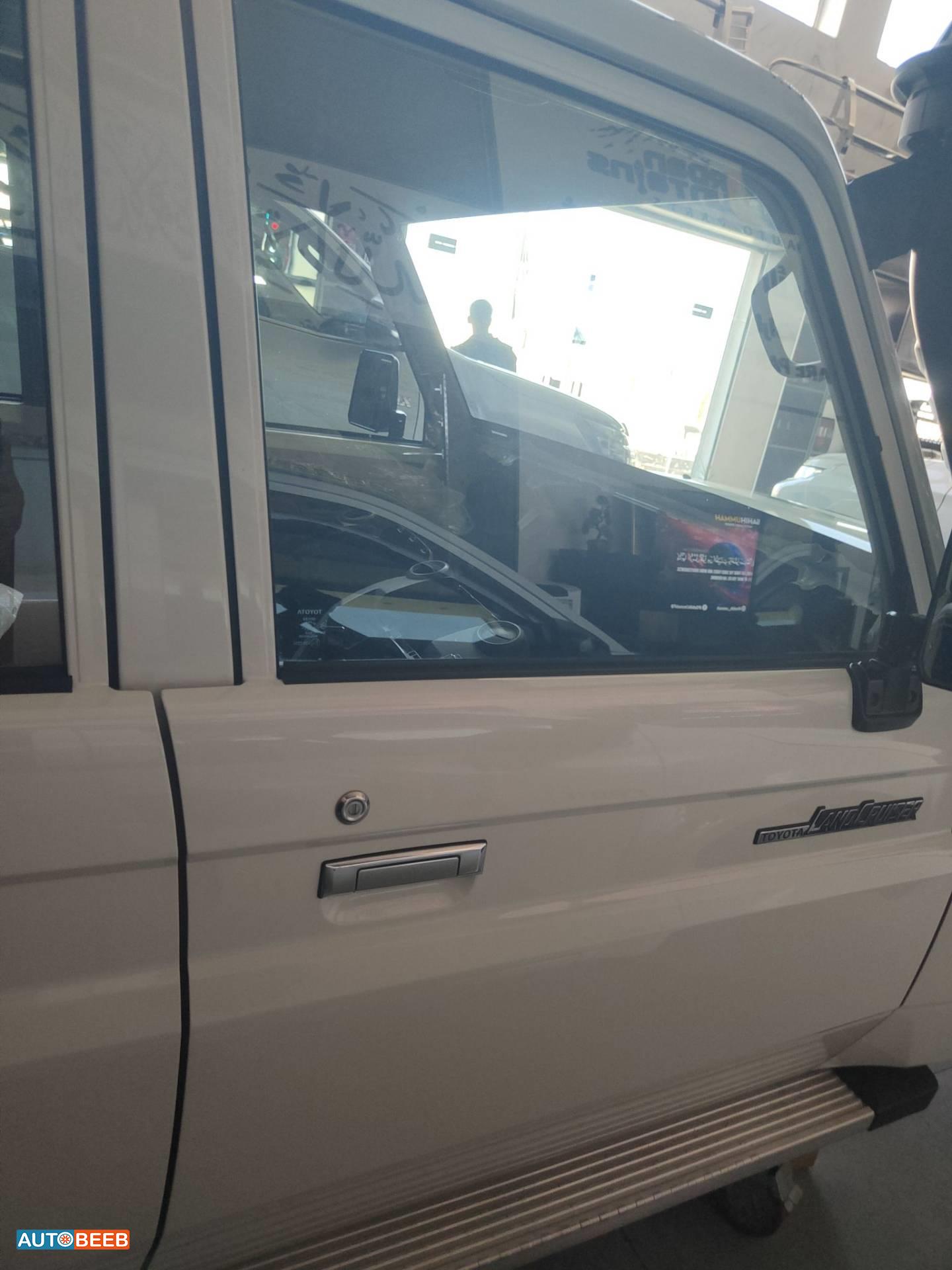 Body  Doors Toyota Pickup