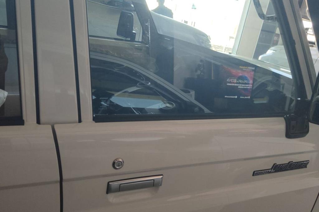 Body  Doors Toyota Pickup