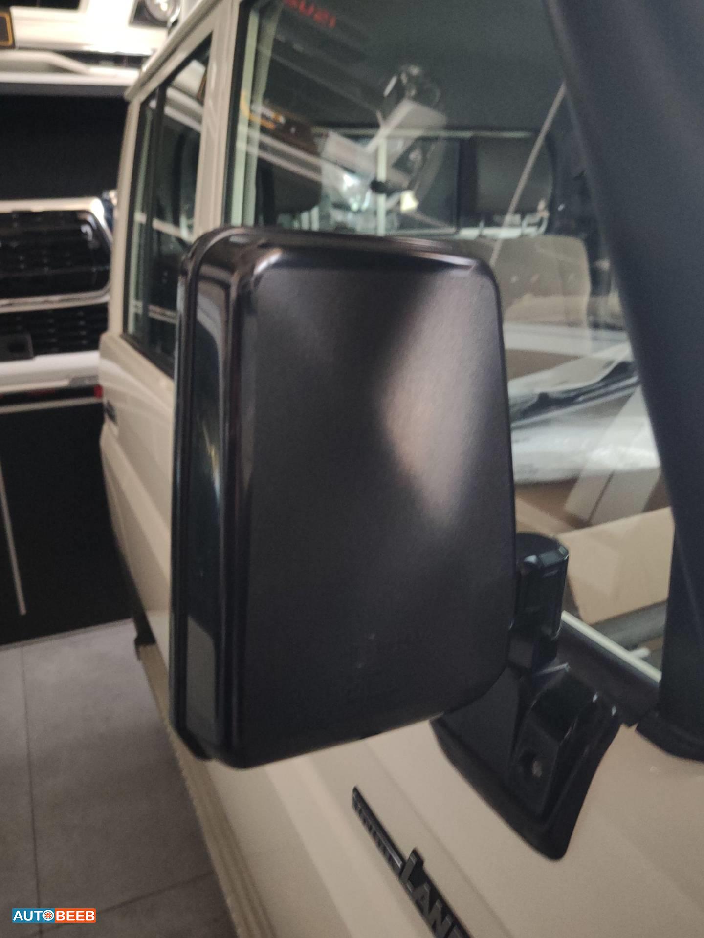Body  Wing Mirror Toyota Pickup