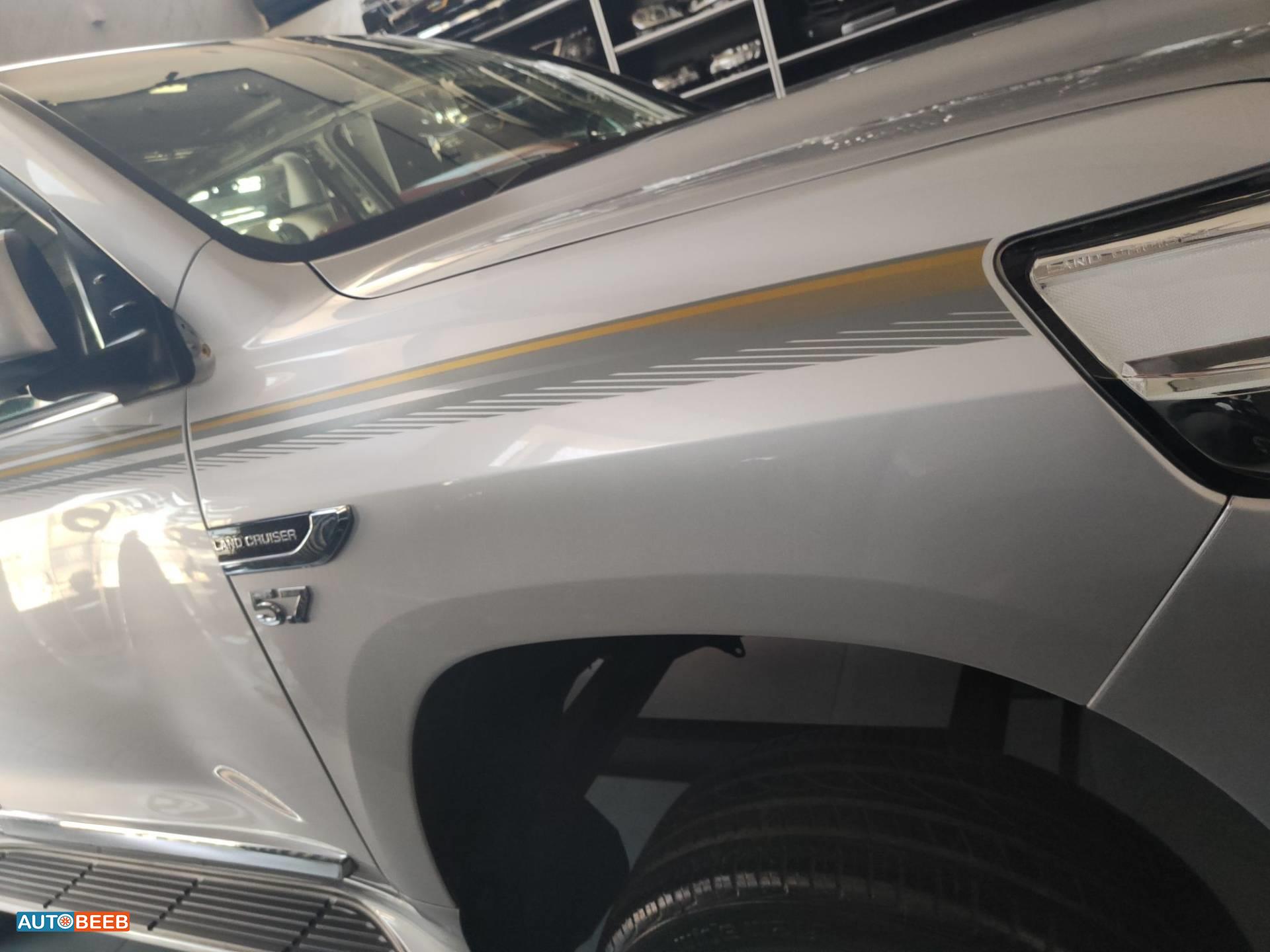 Body  Fenders  Toyota Land Cruiser