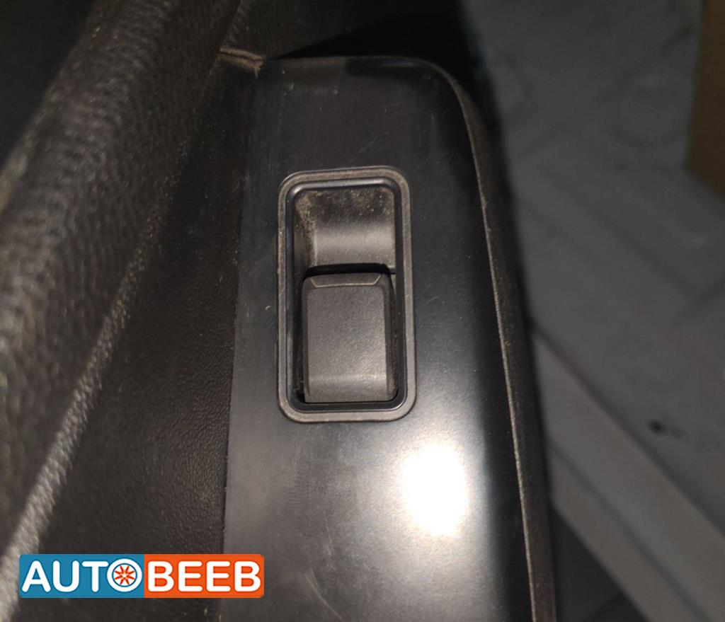 Cabin  Control buttons Isuzu D-Max