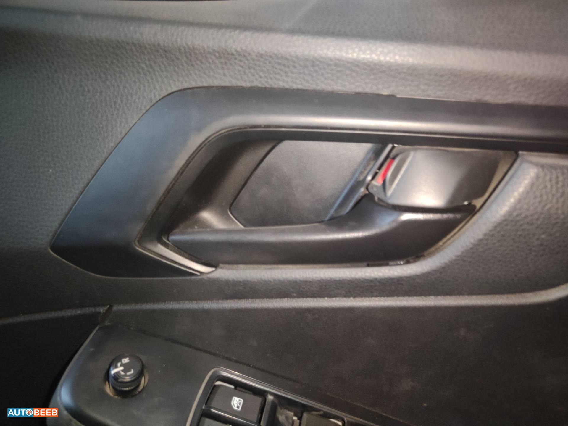 Body  Door Handle  Isuzu D-Max