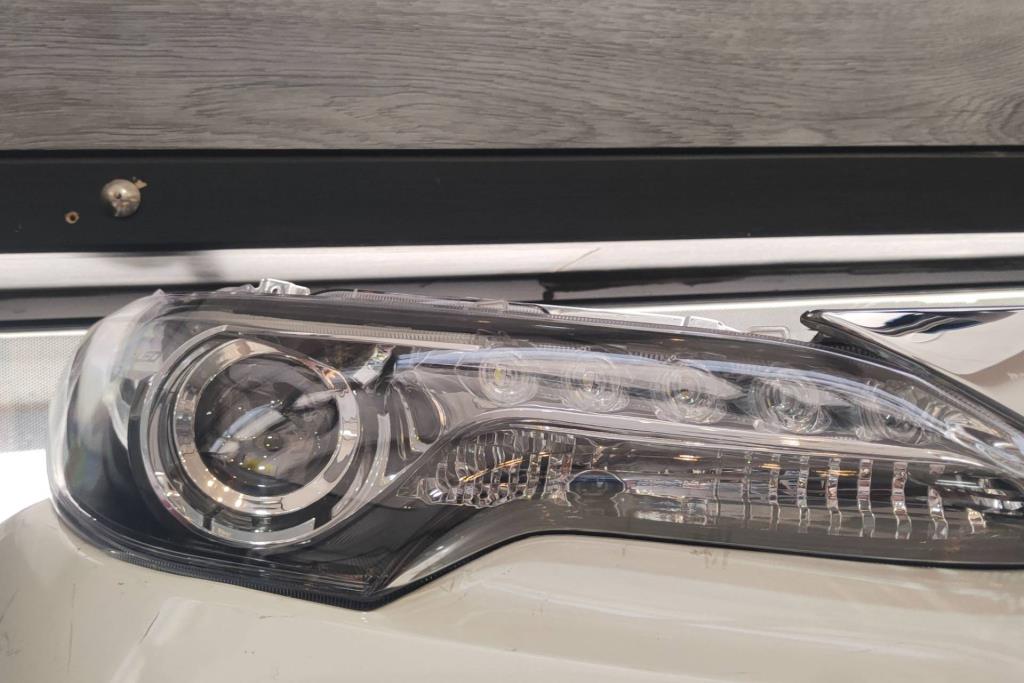 Lights Front light Toyota Fortuner