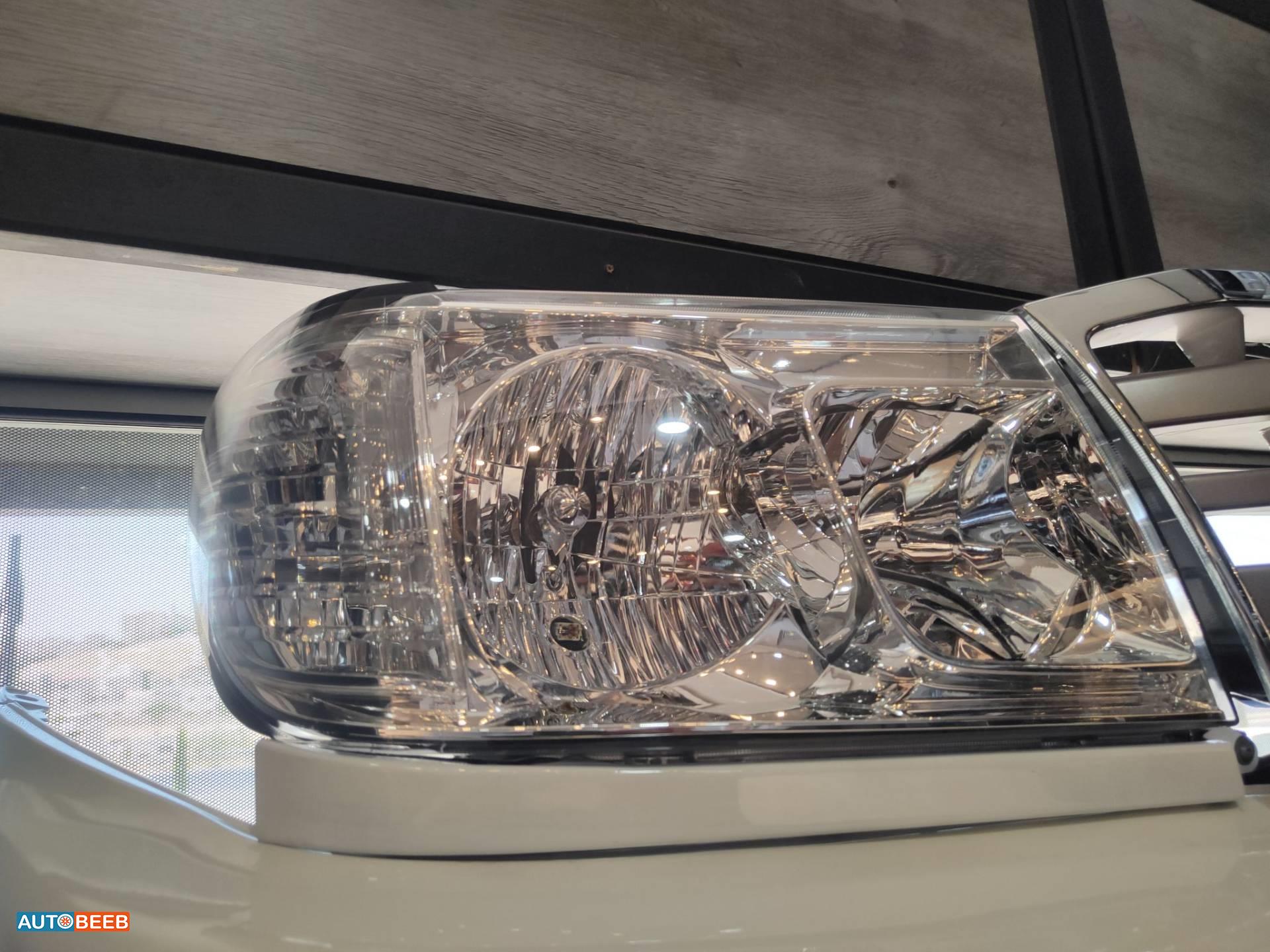Lights Front light Toyota Land Cruiser