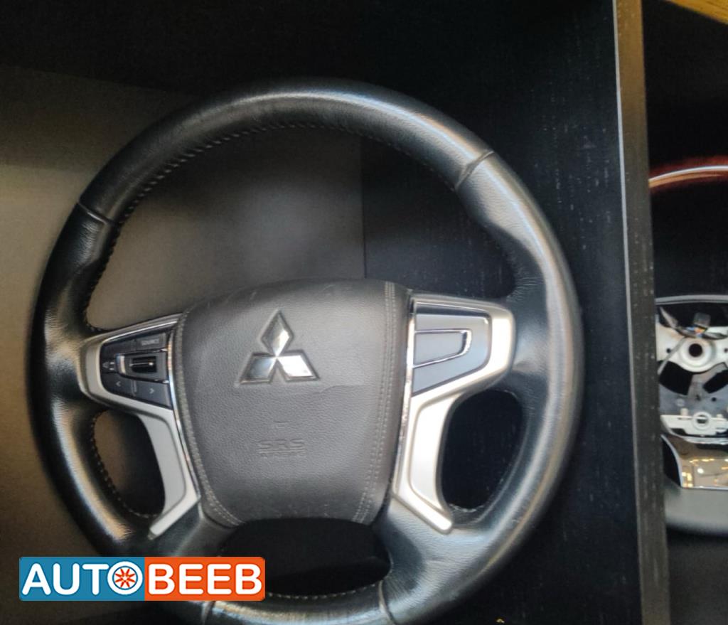 Cabin  Steering Wheel Mitsubishi L200