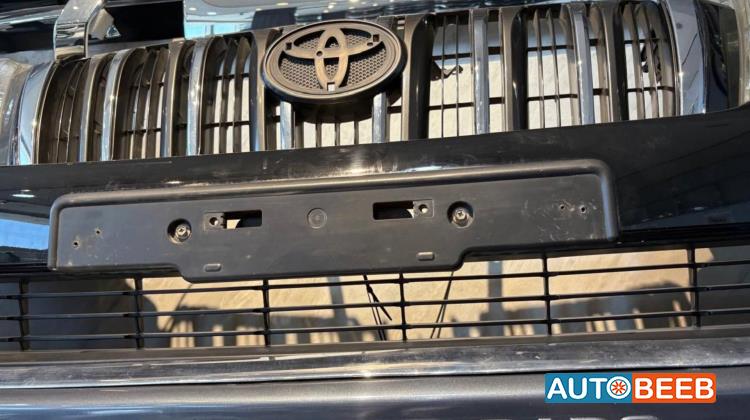 Body  Grilles Toyota Prado
