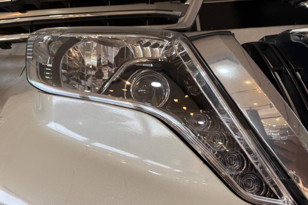 Lights Front light Toyota Prado