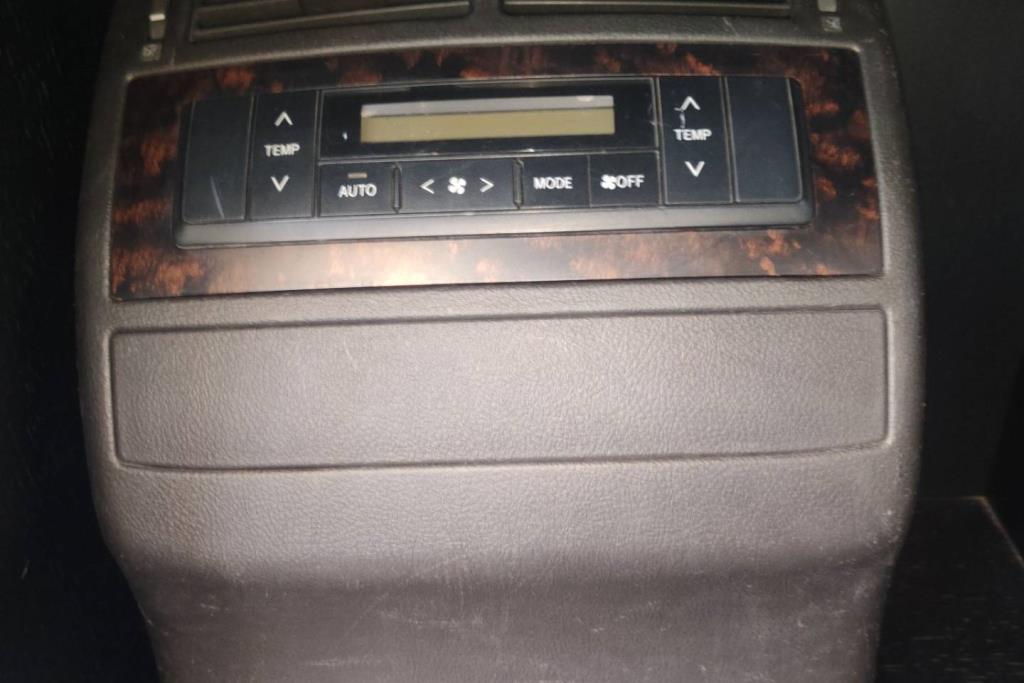 Cabin  Control buttons Toyota Land Cruiser