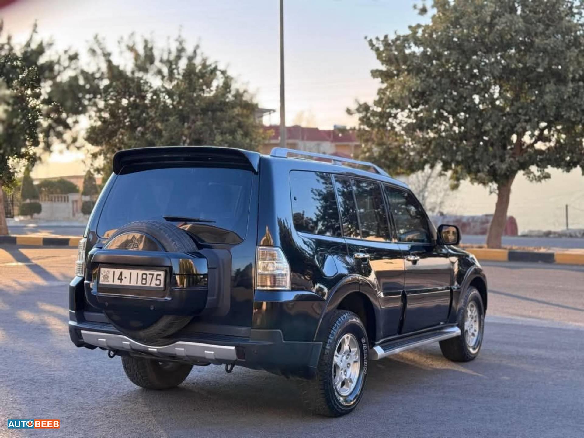 Mitsubishi Pajero 2008