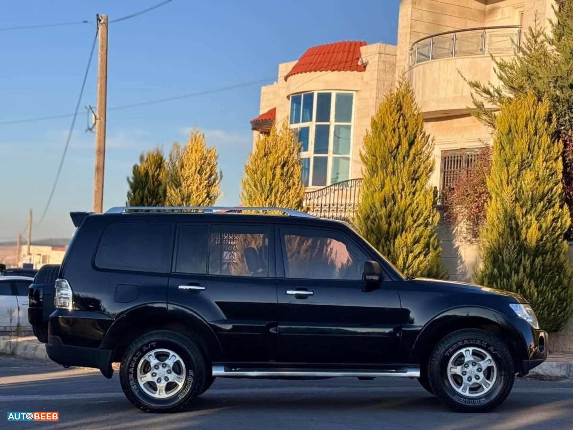 Mitsubishi Pajero 2008