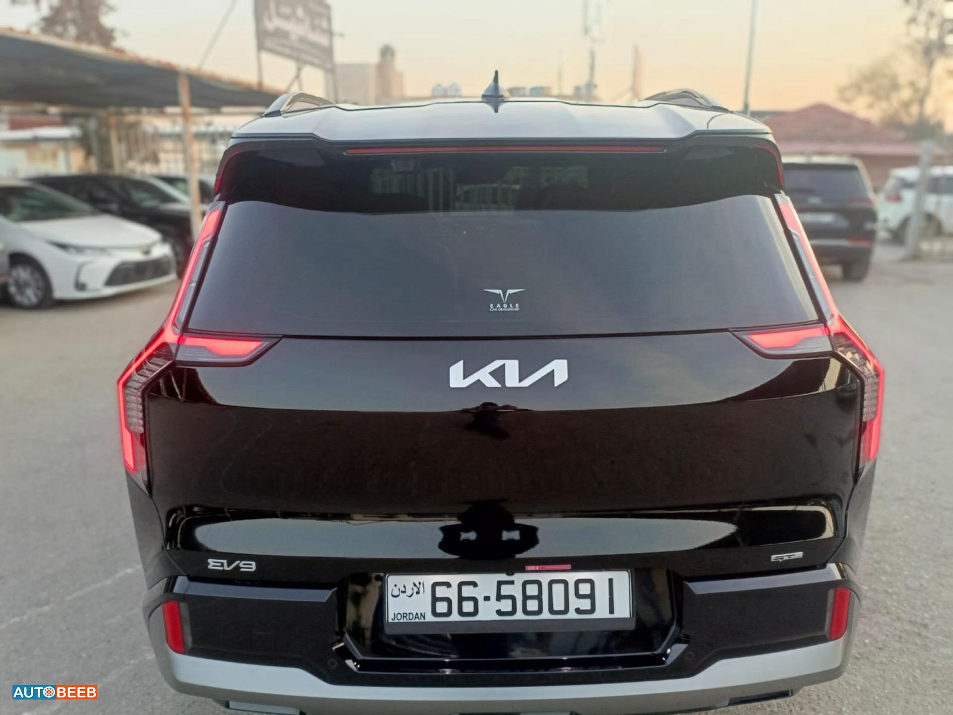 كيا EV9 2025