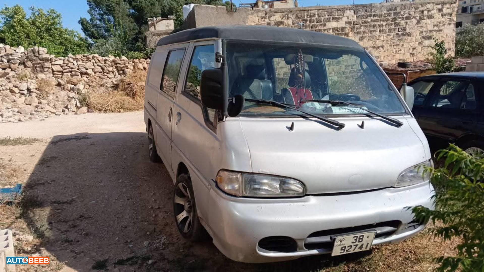 Hyundai H100 2001