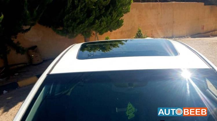 Hyundai Avante 2012