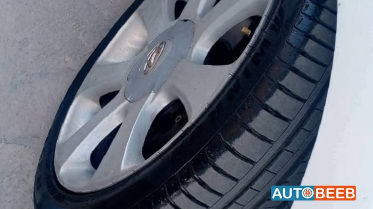Hyundai Avante 2012