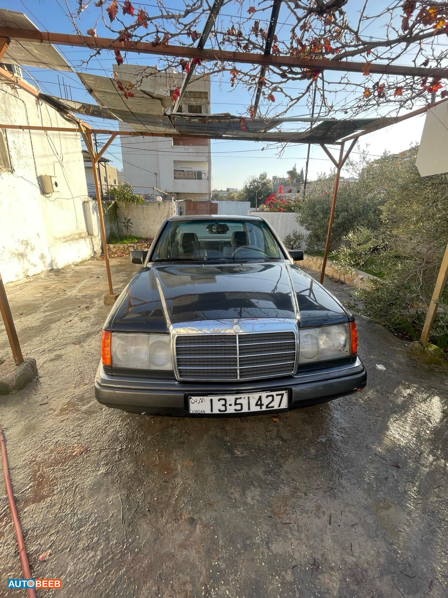 Mercedes Benz E200 1990
